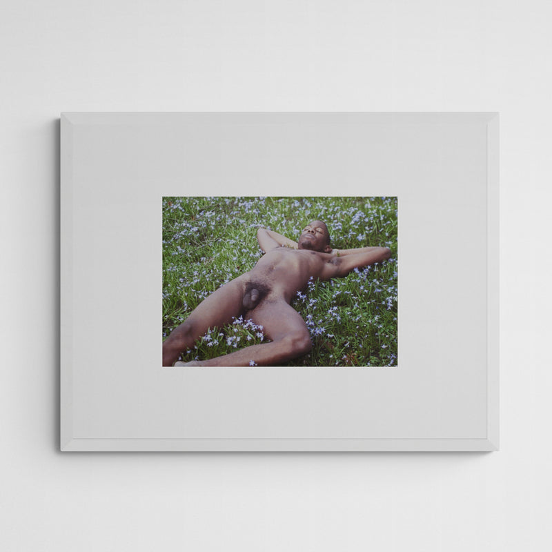Daniela Torres A floor full of Flowers Frame White Weiß