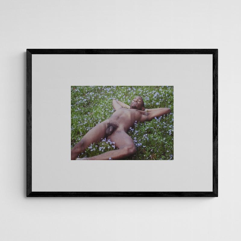 Daniela Torres A floor full of Flowers Frame Black Schwarz