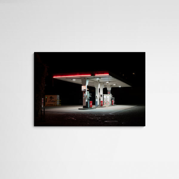 Sebastian Steimel The mandatory gas station Main Image Square