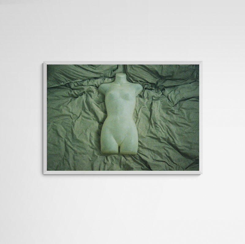 Daniela Torres That Loving Feeling Frame White Weiß