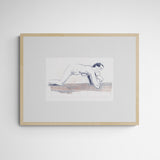 Jonathan Esperester Julia kniend Frame Wood Holz