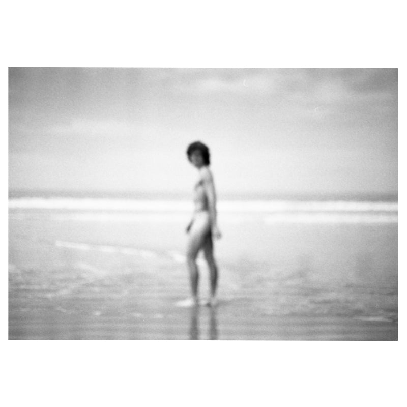 Daniela Torres Gabriel at Ecuadorian beach Kunst100 Square